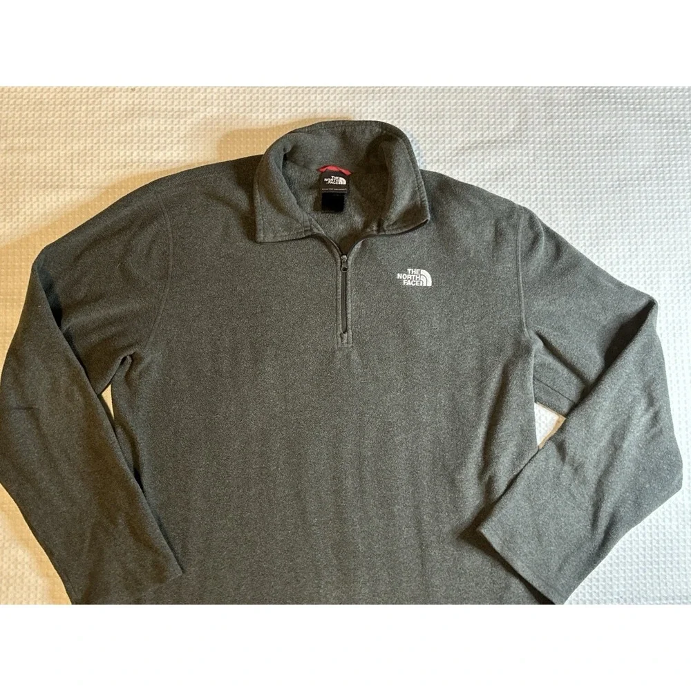 The North Face Men's Large Lightweight Fleece Pullover 1/4 Zip Outdoors Hiking